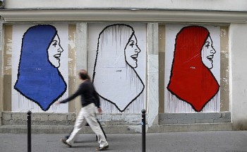 fresque-hijab-france-source-france24