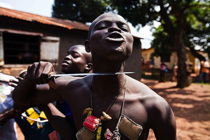 Centrafrique : Trois jeunes musulmans, le corps déchiqueté à la machette par les anti-balakas - Islam&Info